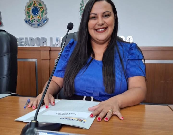 Quem está certo? Vereadora Josi Moura ou a página? Tire suas conclusões!